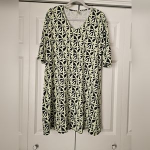 Lulu-B short sleeve dress 1X, blur,green and white